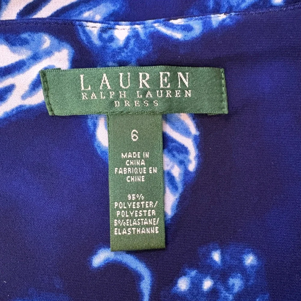 Lauren Ralph Lauren Blue White Floral Ruched Surplice Sheath Dress Size 6 - Picture 7 of 8